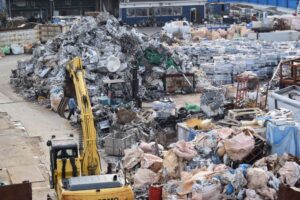 産業廃棄物とは